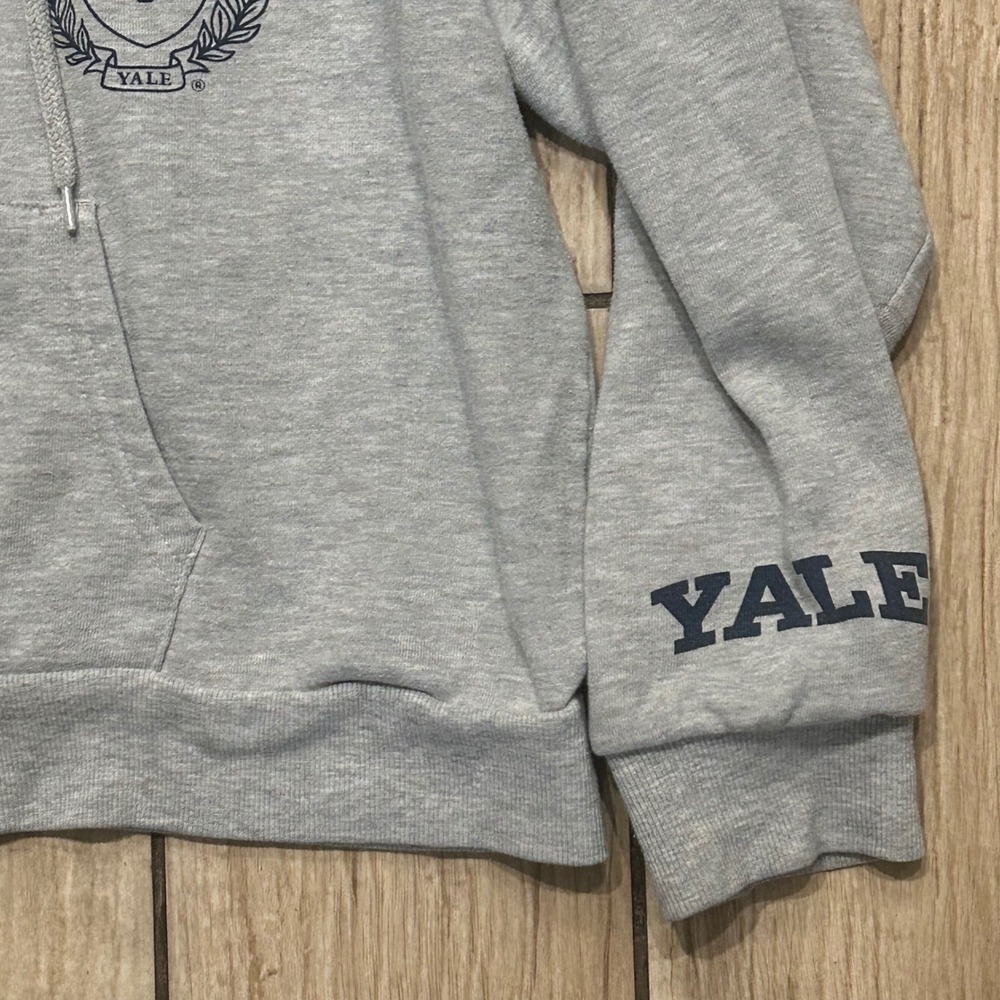 Yale University gray cropped zip up hoodie size large - Picture 4 of 8